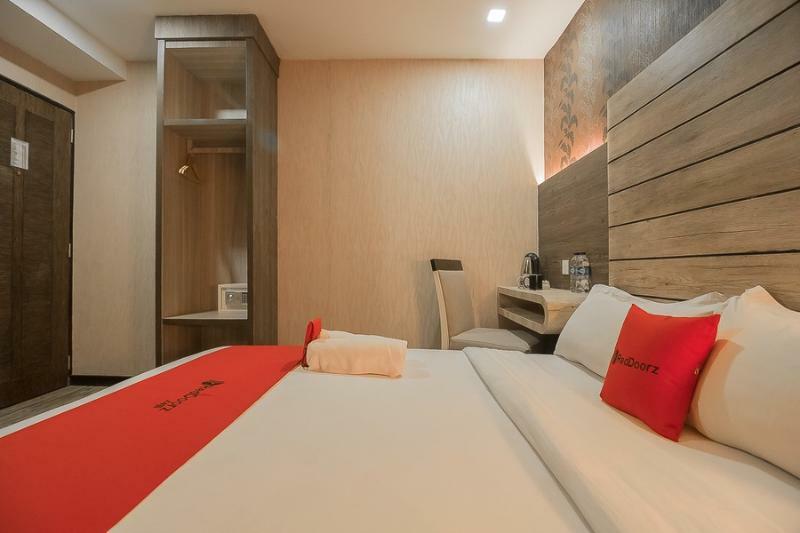 Reddoorz Near Nagoya Hill 호텔 Batam 외부 사진